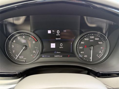 Used 2021 Cadillac XT5 Premium Luxury image 30