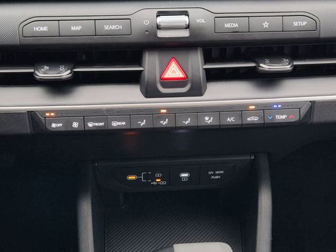 New 2026 Kia K4 LXS FWD image 18