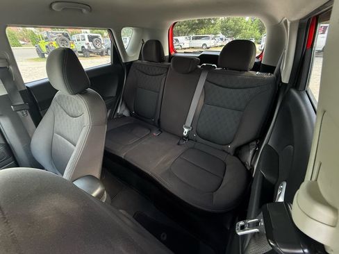 Used 2019 Kia Soul FWD image 31