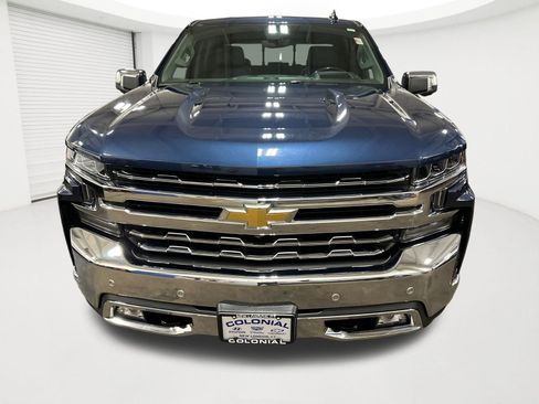 Used 2022 Chevrolet Silverado 1500 LTZ w/ LTZ Premium Package AWD/4WD image 23