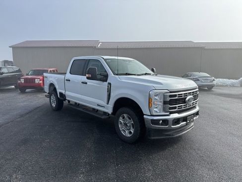 Certified 2025 Ford F250 XLT image 1