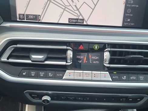 Used 2022 BMW X5 xDrive40i w/ M Sport Package image 8