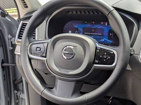 Used 2024 Volvo XC90 T8 Ultimate AWD/4WD image 18