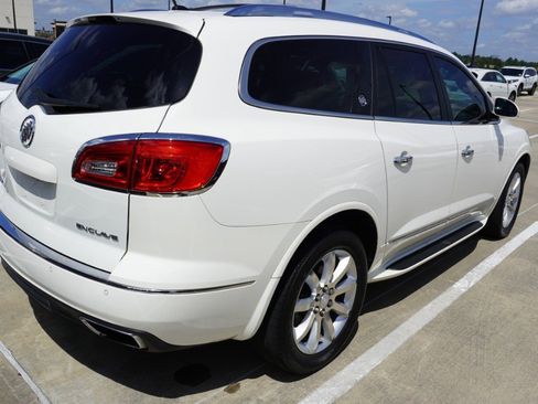 Used 2014 Buick Enclave Premium image 6