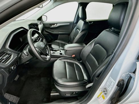 Used 2025 Ford Escape Platinum AWD/4WD image 13