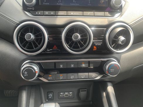 Used 2025 Nissan Sentra SV FWD image 23