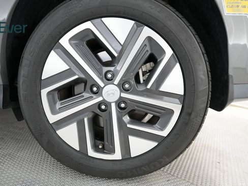 Used 2022 Hyundai Kona Limited image 19