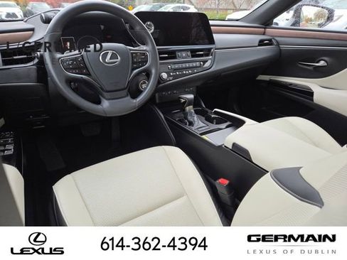 Certified 2025 Lexus ES 350 w/ Premium Package image 19