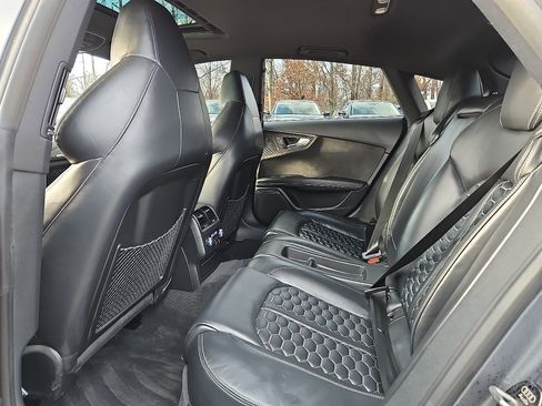Used 2018 Audi RS 7 w/ Driver Assistance Package image 9