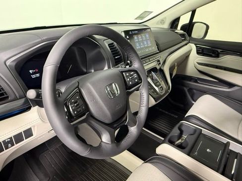 New 2026 Honda Odyssey Elite image 16