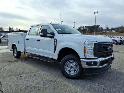 New 2026 Ford F250 XL w/ XL Chrome Package
