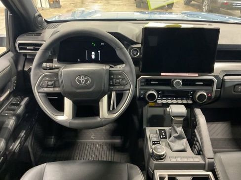 New 2026 Toyota 4Runner Limited AWD/4WD image 12