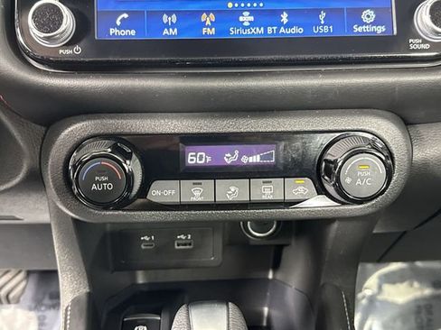 Used 2023 Nissan Kicks SR w/ Interior Electronics Package FWD image 10