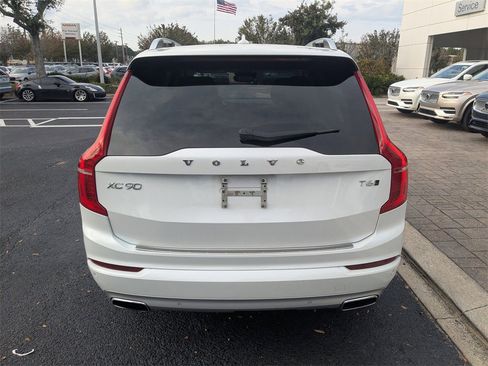 Used 2018 Volvo XC90 T6 Momentum w/ Convenience Package image 7