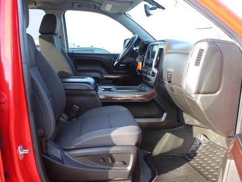 Used 2018 GMC Sierra 1500 SLE w/ SLE Value Package image 19