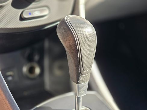 Used 2017 Hyundai Accent SE image 33