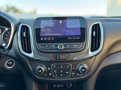 Used 2022 Chevrolet Equinox LT image 23