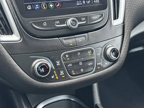 Used 2023 Chevrolet Malibu LT FWD image 29