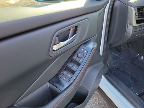 New 2026 Nissan Rogue Rock Creek image 17