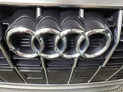 Used 2024 Audi Q3 2.0T Premium AWD/4WD image 9