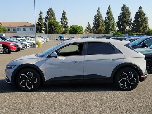 Certified 2024 Hyundai Ioniq 5 SEL RWD image 3