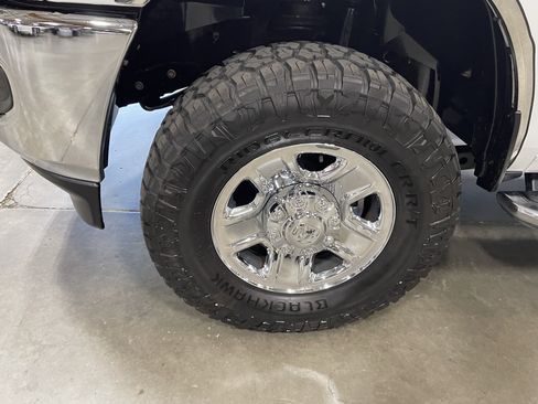 Used 2019 RAM 2500 Big Horn AWD/4WD image 9