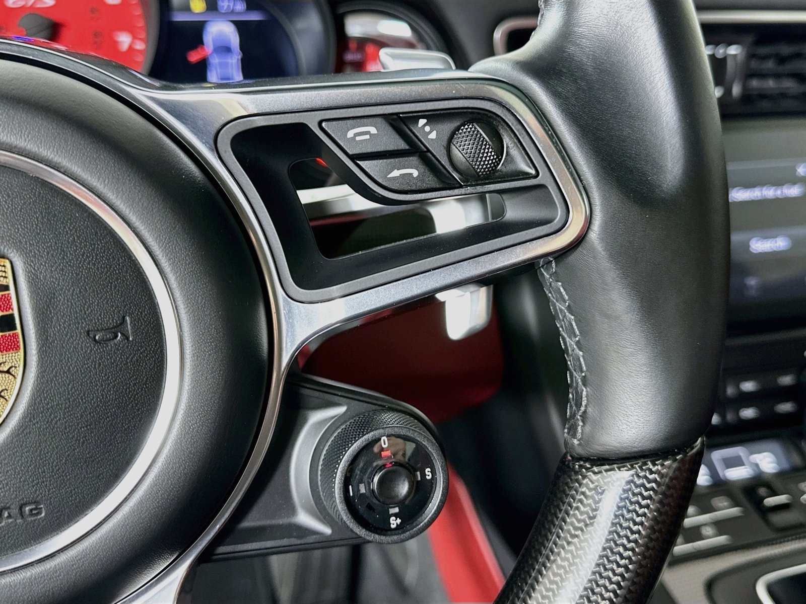 Certified 2017 Porsche 911 Carrera GTS RWD image 19