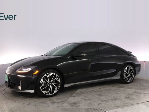 Used 2024 Hyundai Ioniq 6 Limited RWD image 18
