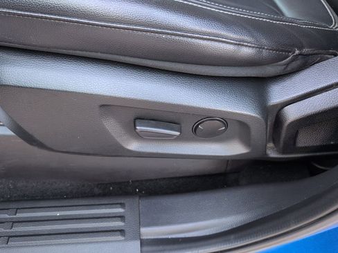 Certified 2019 Ford Ranger Lariat w/ Equipment Group 501A Mid image 11