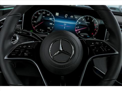 New 2026 Mercedes-Benz E 450 4MATIC Sedan image 14