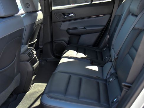 Used 2024 Honda Prologue Touring image 40