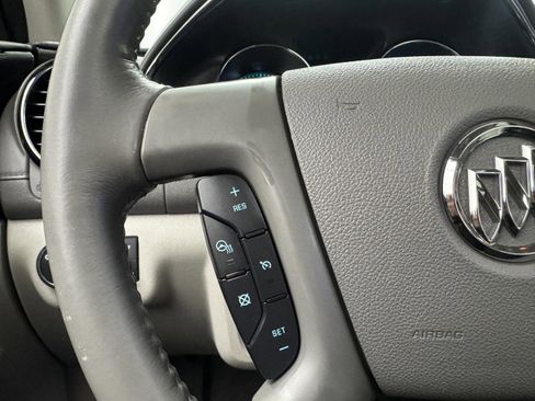 Used 2016 Buick Enclave Leather image 18