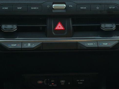 Certified 2025 Kia K4 GT-Line image 18