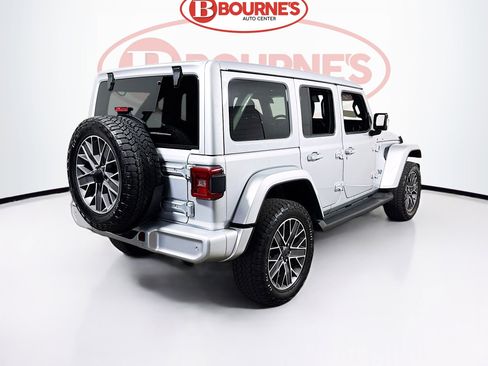 Used 2024 Jeep Wrangler High Altitude AWD/4WD image 12