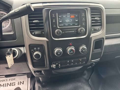 Used 2015 RAM 3500 Tradesman w/ Power & Remote Entry Group image 17