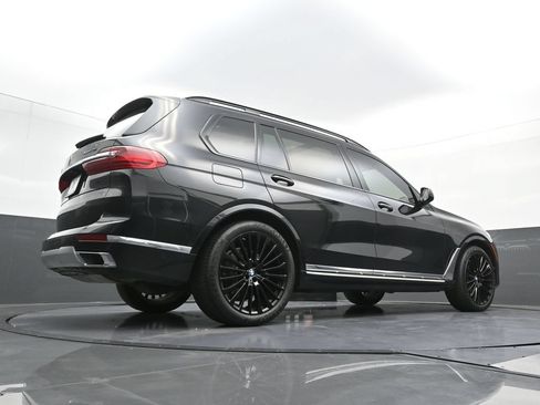 Used 2022 BMW X7 xDrive40i w/ Executive Package AWD/4WD image 29