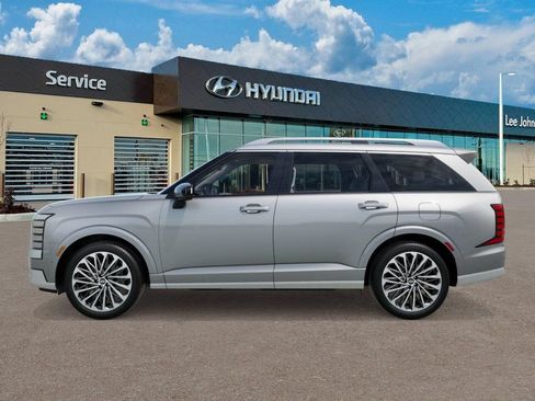 New 2026 Hyundai Palisade Calligraphy AWD/4WD image 3