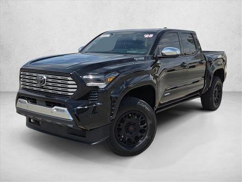 Used 2025 Toyota Tacoma Limited AWD/4WD image 1