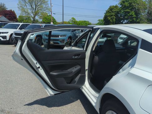Used 2021 Nissan Altima 2.5 S FWD image 25