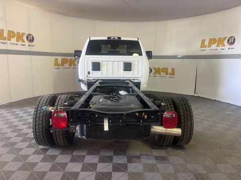 Used 2025 RAM 5500 Tradesman AWD/4WD image 9