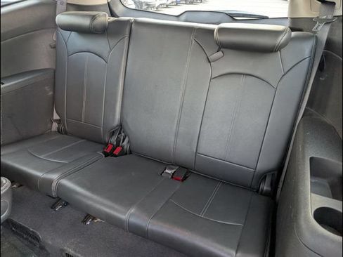 Used 2013 Chevrolet Traverse LT AWD/4WD image 11