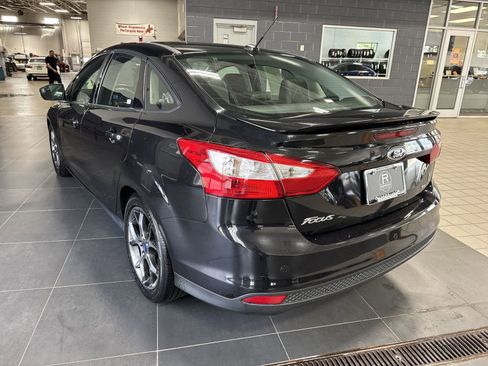 Used 2014 Ford Focus SE w/ Equipment Group 201A FWD image 36