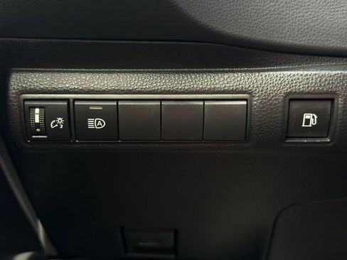 Used 2026 Toyota Corolla XLE FWD image 27