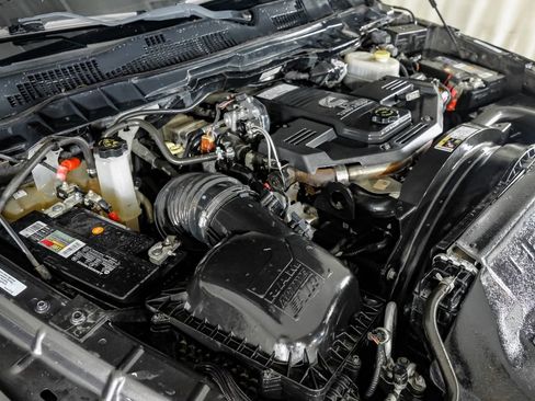 Used 2018 RAM 2500 Laramie w/ Sport Appearance Group image 50