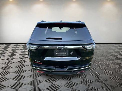 Used 2020 Chevrolet Traverse Premier w/ Redline Edition FWD image 3