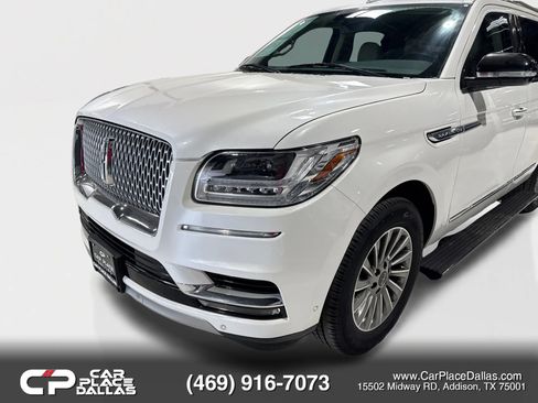 Used 2020 Lincoln Navigator 2WD image 5