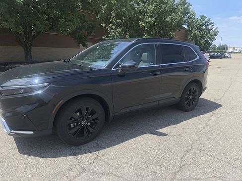 Used 2024 Honda CR-V Sport Touring image 6