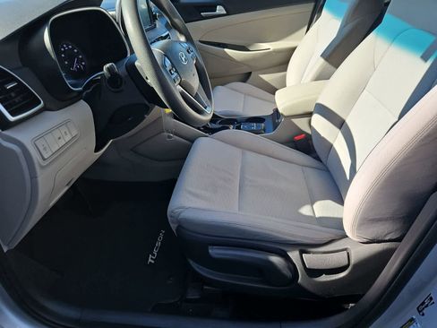 Used 2019 Hyundai Tucson SE FWD image 16