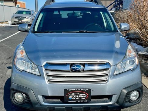 Used 2013 Subaru Outback 2.5i Premium AWD/4WD image 3