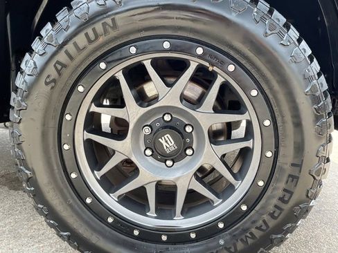 Used 2015 Ford F150 XLT w/ Equipment Group 301A Mid image 14